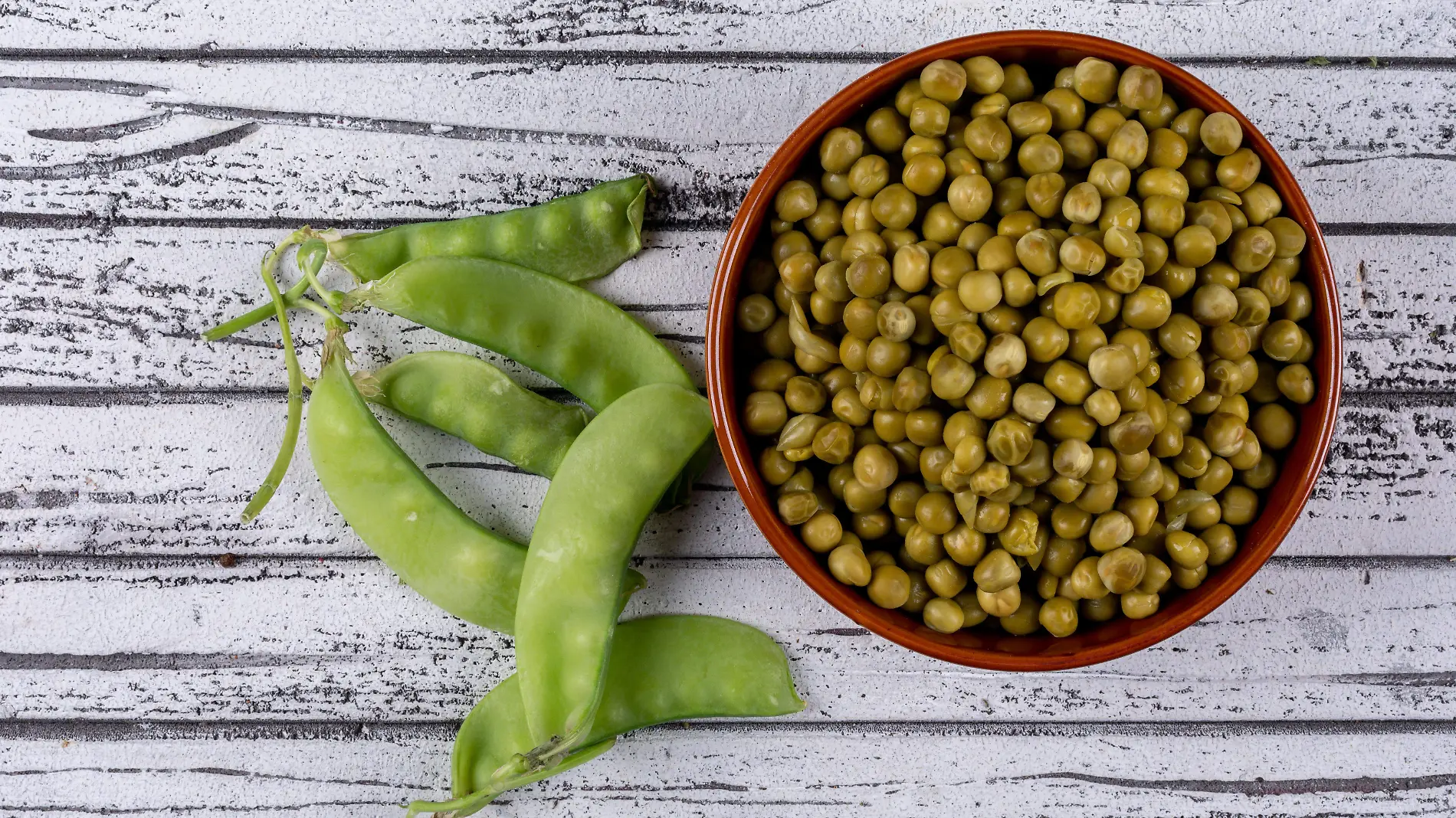 Los chicharos, también conocidos como guisantes, son un alimento nutritivo con múltiples beneficios para la salud